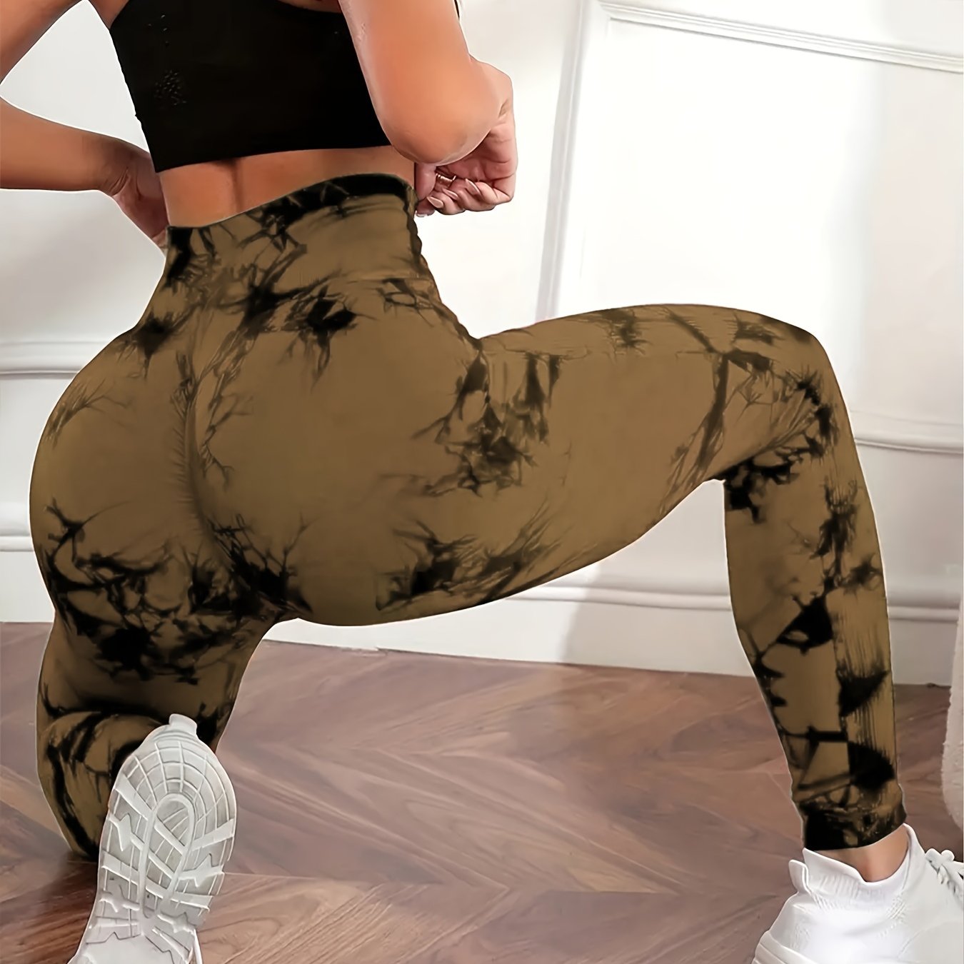 High-waist Peach Lift Tie-Dye Yoga Leggings made of seamless, stretchy & breathable nylon/elastane blend for women. Machine washable.