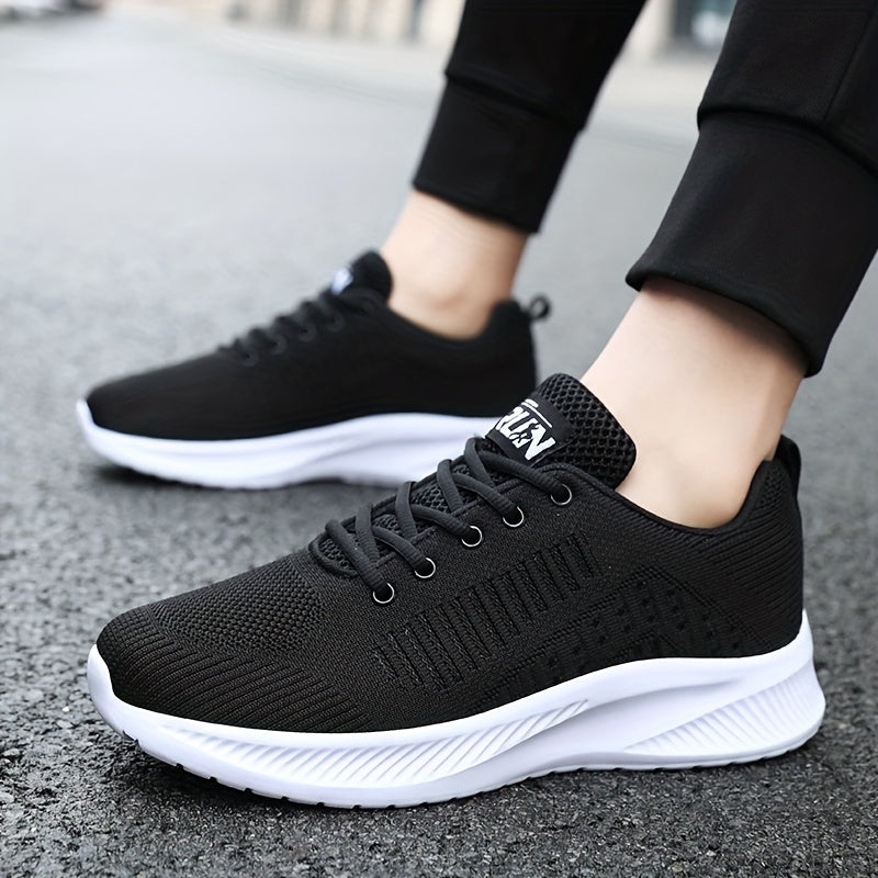 Men's running shoes with breathability, durability, shock absorption, and lace-up design for outdoor activities.