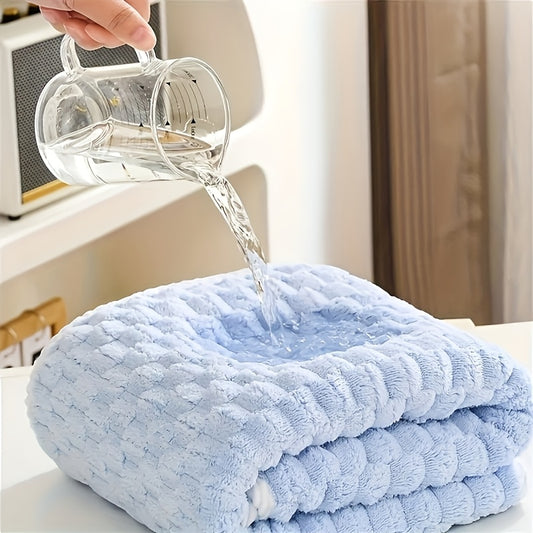 Ultra-soft microfiber towel with quick-dry, high absorbency and moire pattern. 85% polyester, 15% nylon, 320gsm. Hand wash. Ideal for bathroom, RV, sports, yoga, outdoor. Perfect Christmas gift.