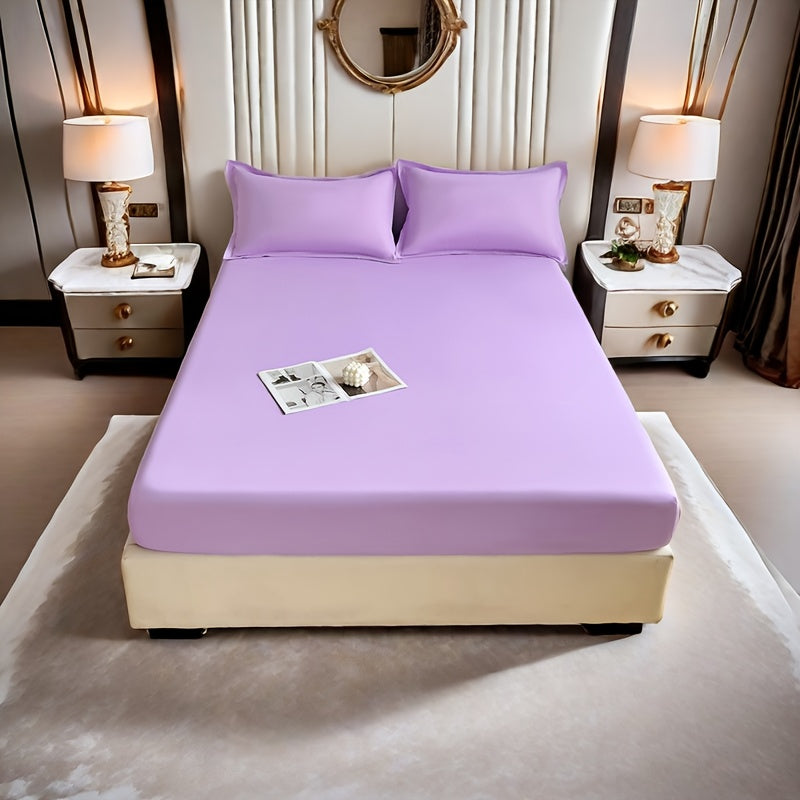 Luxurious hotel-quality fitted sheet made of ultra-soft brushed microfiber with deep pockets for a perfect fit. Breathable, hypoallergenic, and wrinkle-resistant. Machine washable solid