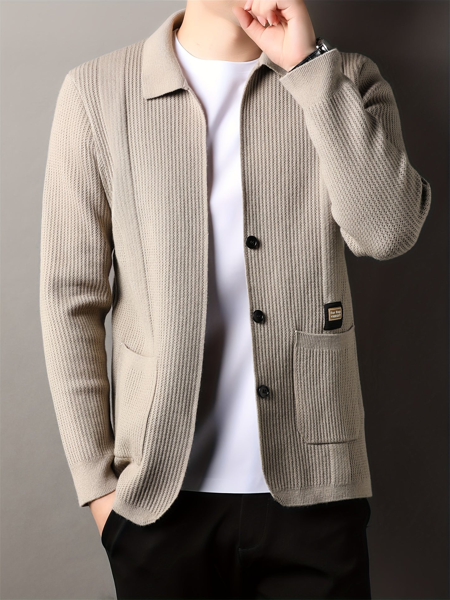 Casual V-neck cardigan for men in solid color with pockets, ideal for fall/winter.