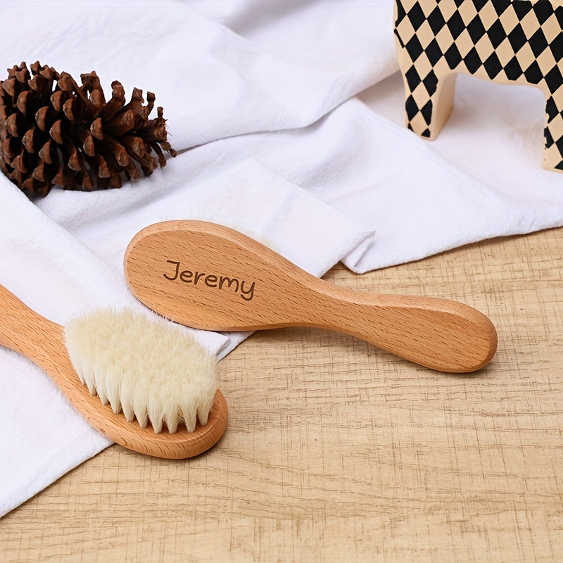 Personalized hair brush with engraving - the perfect keepsake gift for Mom.