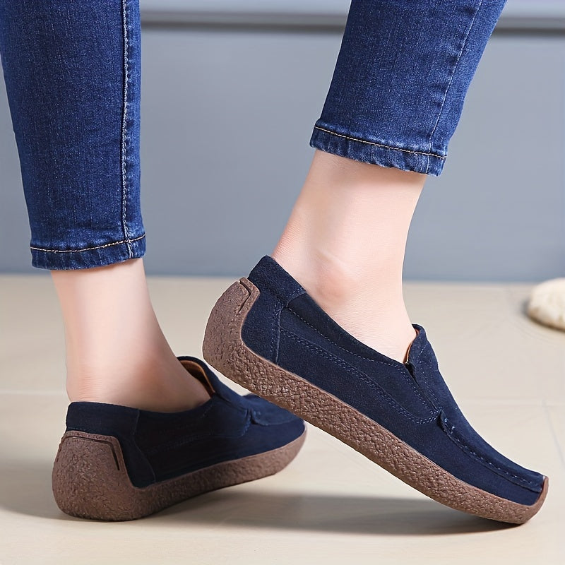 Women's lightweight closed-toe slip-on loafers