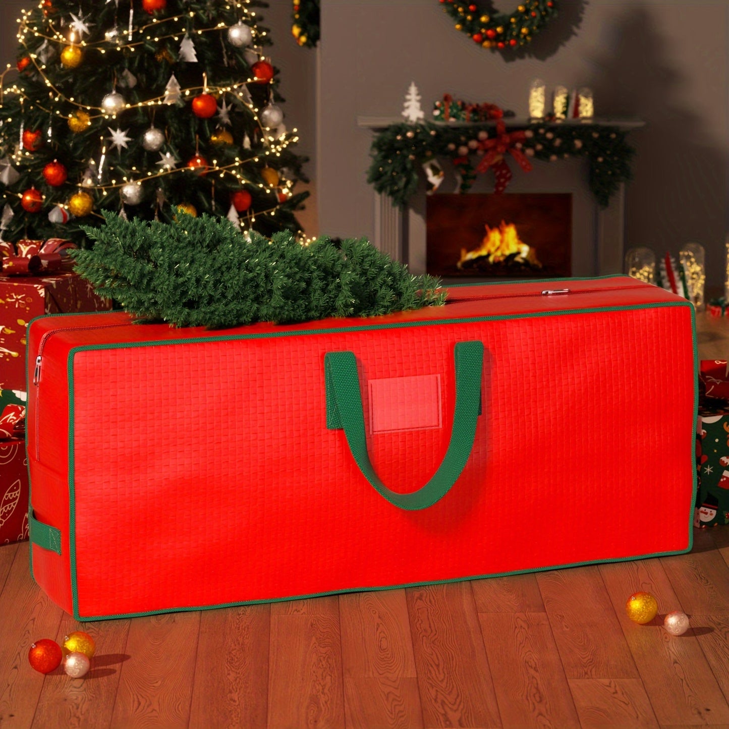 Get organized with the 1pc YOUFEN Large Capacity Storage Bag. Made of durable plastic, this foldable Christmas tree carrier features double handles for easy transport. Weather-resistant and unfinished, this versatile bag can be used independently for