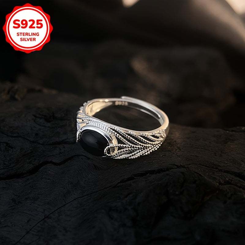 A chic open ring for women featuring a sophisticated Gothic style with imitation jade and black agate, weighing 2.9g and crafted in 925 silver. Perfect for everyday wear or vacations.