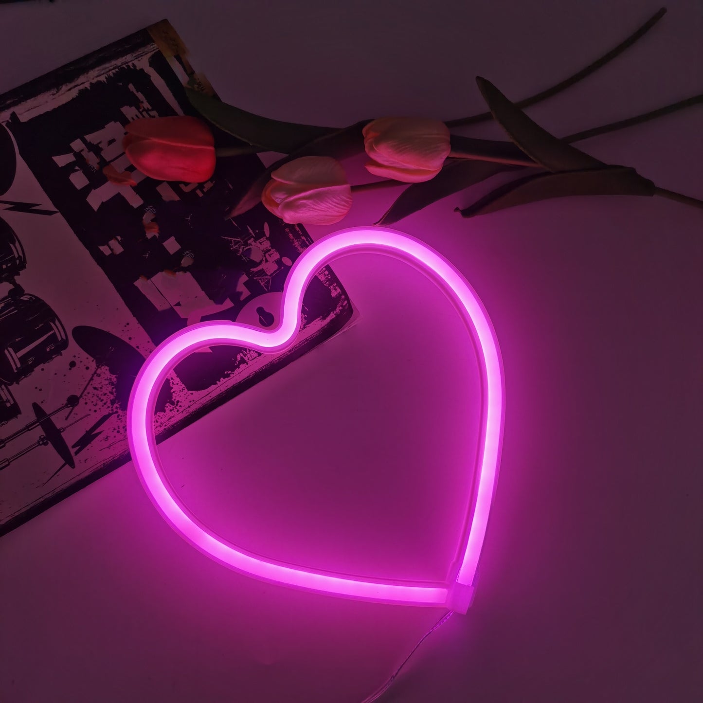 Heart-shaped PhantasyStar neon light, USB or battery powered, 36V decorative lamp for home, ideal gift for Valentine's, Father's Day, Mother's Day, spring, or summer.