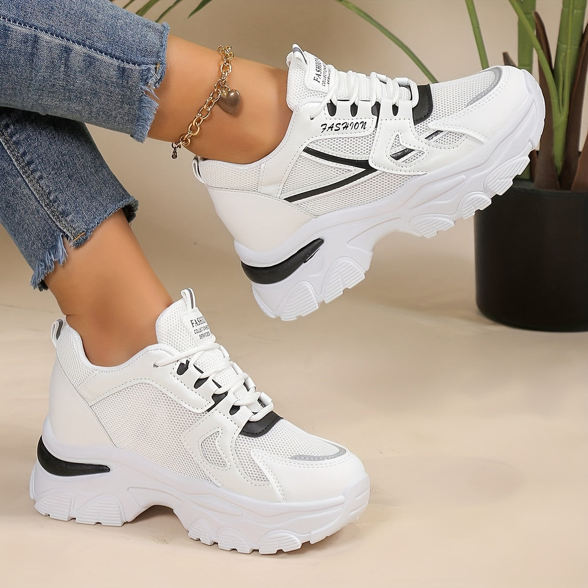 Color-block thick bottom chunky sneakers for women, perfect for casual outdoor running.