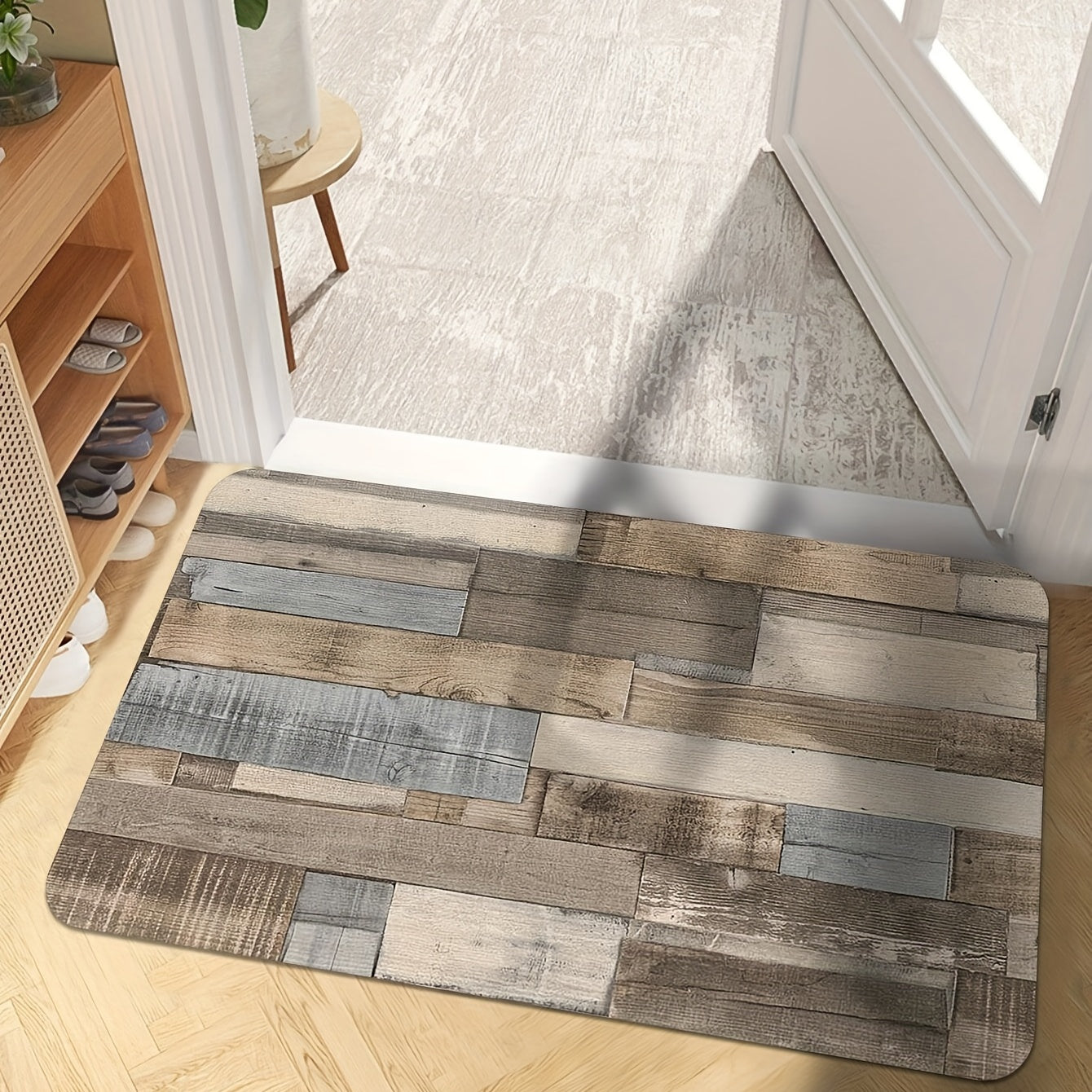 Absorbent non-slip floor mat prevents damage and odors in home bedrooms and kitchens.