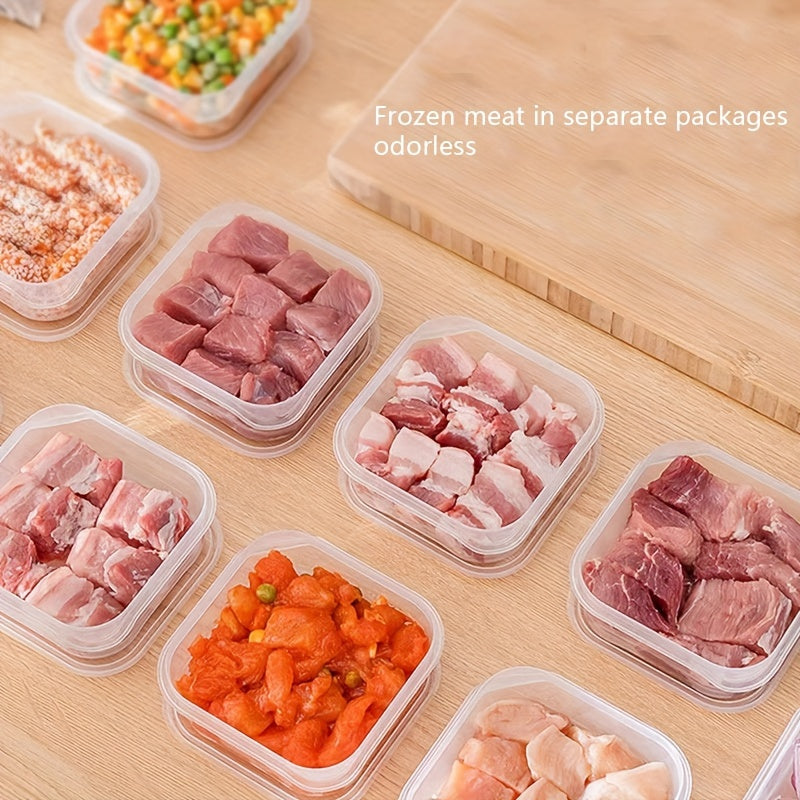 Refrigerator storage box for vegetables, fruits, jelly, meat, and various ingredients. This box helps to keep your food fresh and can be used in the microwave.