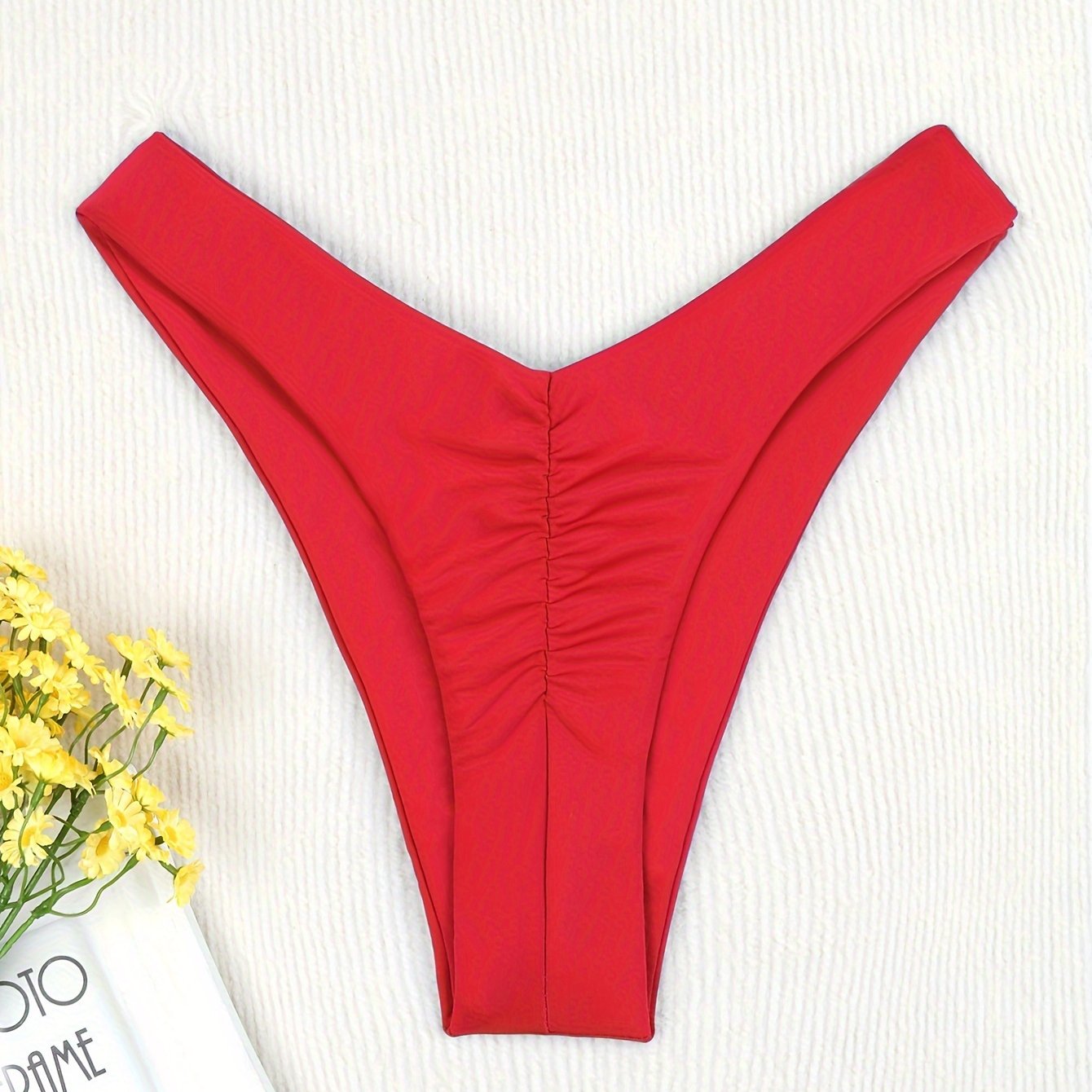 European and American fashion pleated thong-style bikini for beach vacation parties