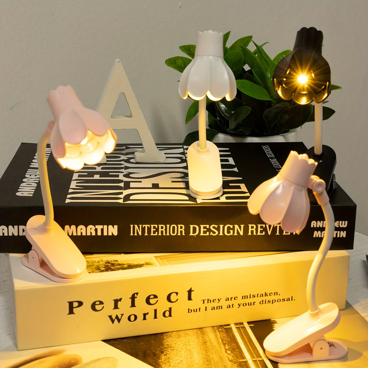 Led book clip lamp in petal shape, mini decorative desk lamp - perfect gift for birthdays or holidays.