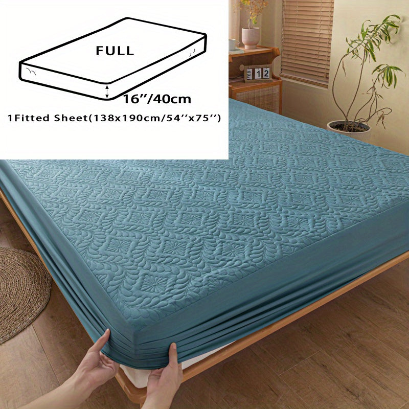 One set of two pieces of 100% waterproof mattress protector pillowcases made of 3D air bamboo fabric. The mattress cover is designed to provide cooling and is smooth, soft, and breathable. It is noiseless and washable, with a deep pocket size ranging