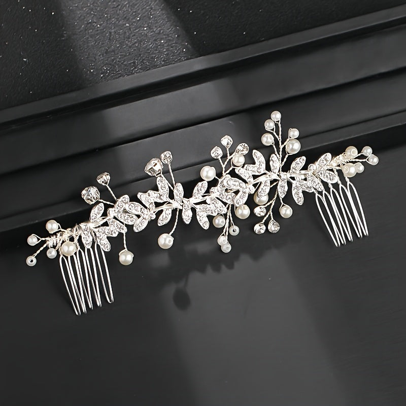 Elegant floral wedding chignon plate hair accessory handmade with rhinestones, pearls, and a pair of combs for European and American brides.