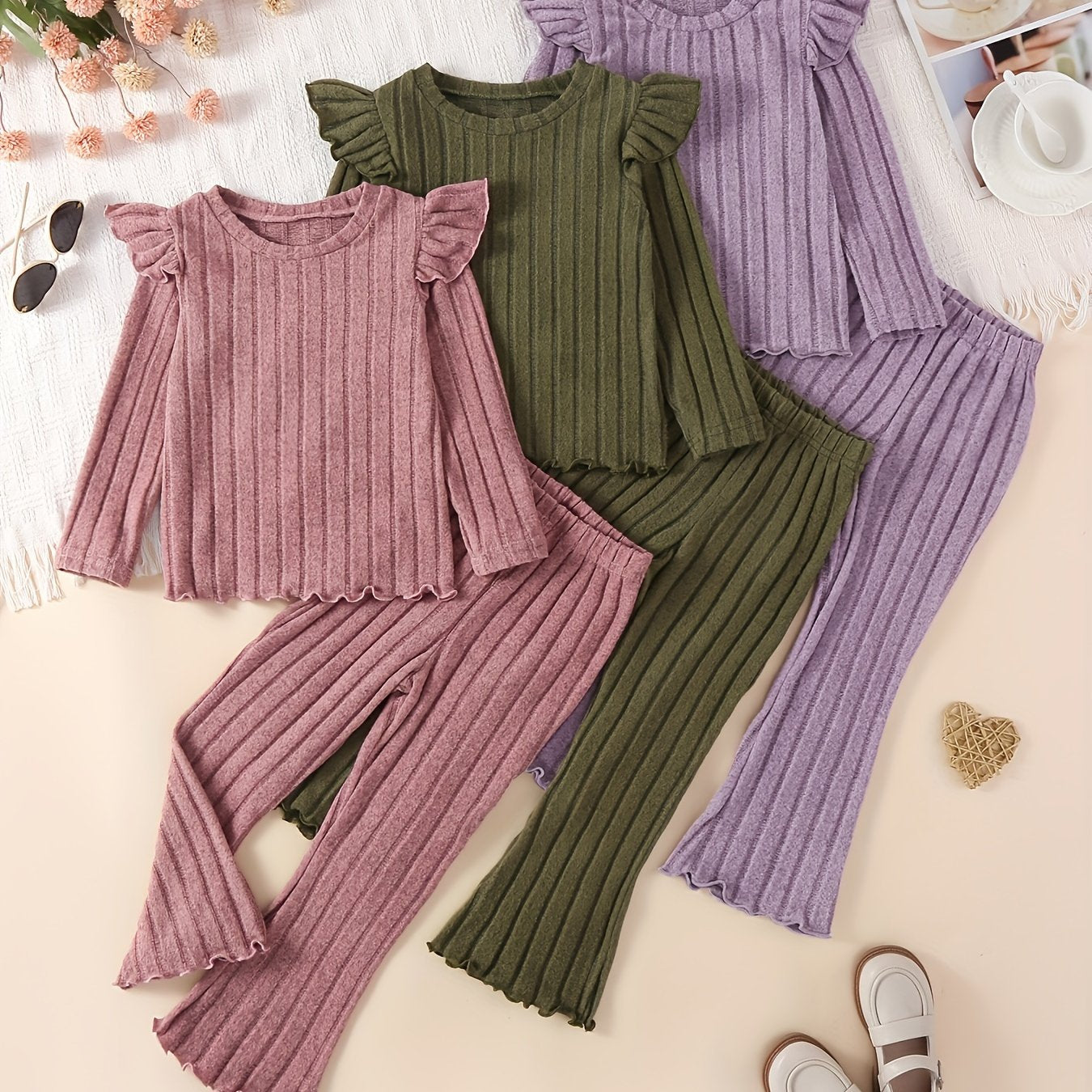 Girls' Sweet and Fashionable Long Sleeve Bell Pants Set with Wood Ear Ears 3 Sets for Spring and Autumn