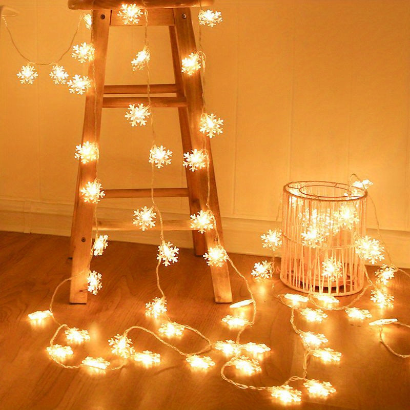 Vintage-inspired Snowflake String Lights with battery-operated white LEDs for Christmas, weddings, and gardens.