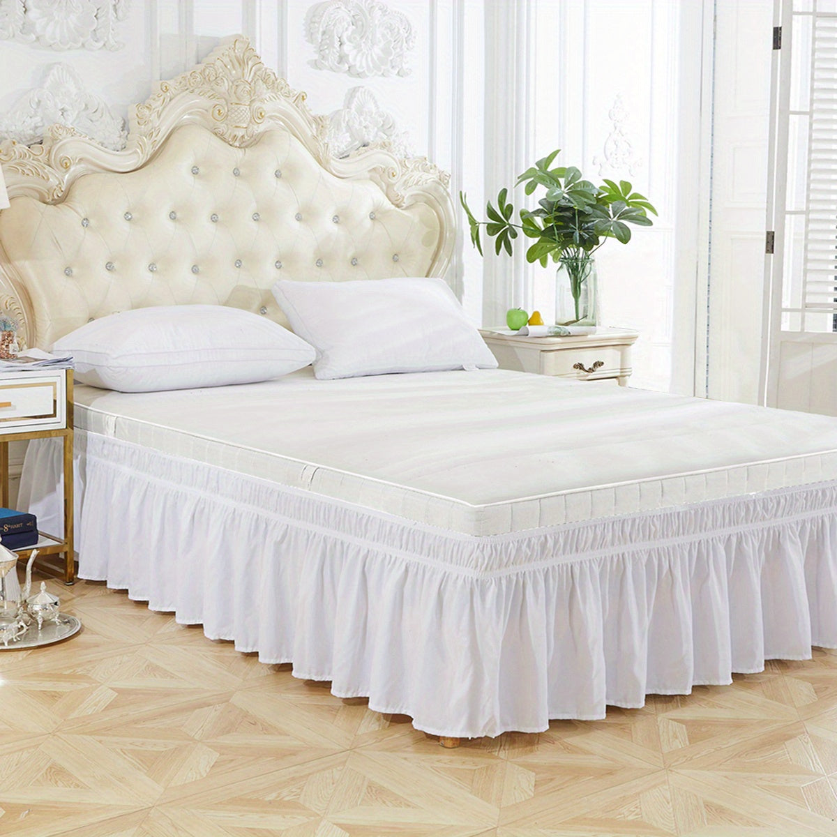 Elastic Bed Skirt in Pure Color, Soft Bedding Supplies, Lotus Leaf Edge Design for Comfortable and Durable Use in Bedroom or Guest Room. Skin-friendly Material.