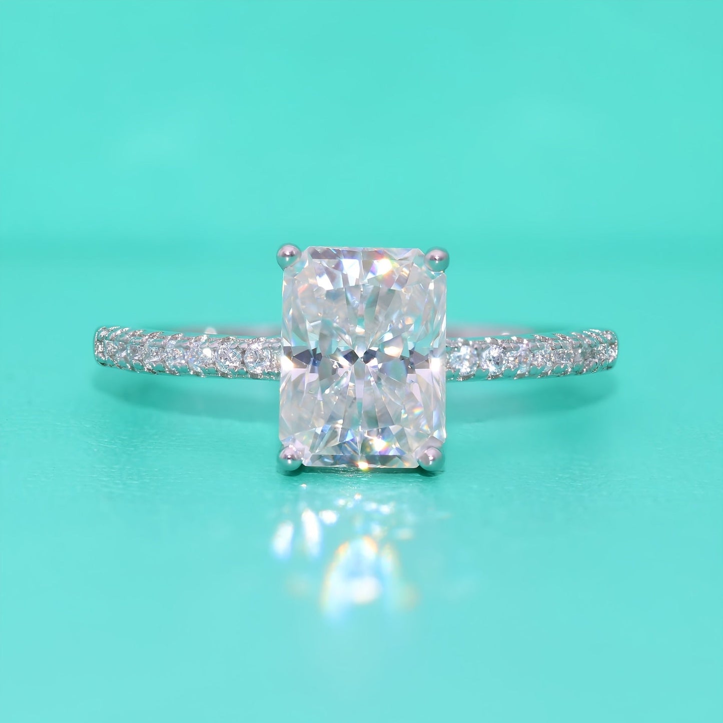 Stunning Moissanite Solitaire Ring featuring 1-3ct of Brilliant Moissanite Stones, Perfect for an Engagement, Wedding, Promise, or Proposal Ring for Women