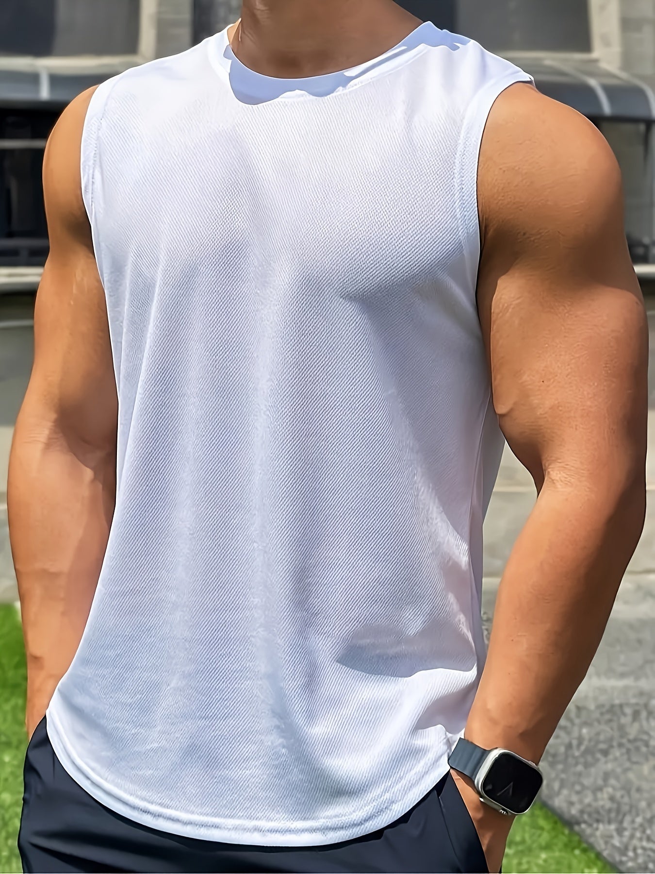 Men's Quick-Dry Sleeveless Gym Shirt - Lightweight design, moisture-wicking polyester mesh tank, suitable for running and fitness. Features round neck, regular fit, and casual sports style