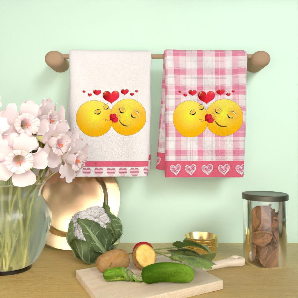 Two modern polyester kitchen towels, measuring 45.72x66.04 cm, featuring a super soft woven fabric. These towels are machine washable and showcase a fantasy heart design perfect for all seasons. They are ideal for use in camping and restaurants.