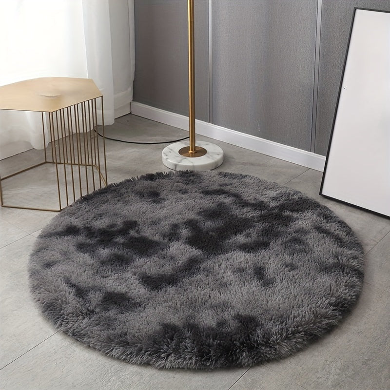 Get your hands on the luxurious 1pc Ultra-Soft Plush Round Mat, designed with a non-slip feature and machine washable for convenience. Available in Light Grey and Black Grey, this cozy floor mat is perfect for adding a touch of elegance to your bedroom