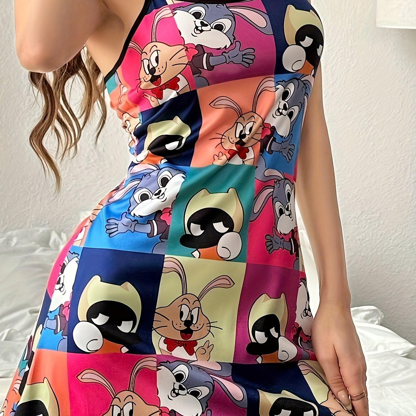 Cartoon print backless nightgown for women's sleepwear.