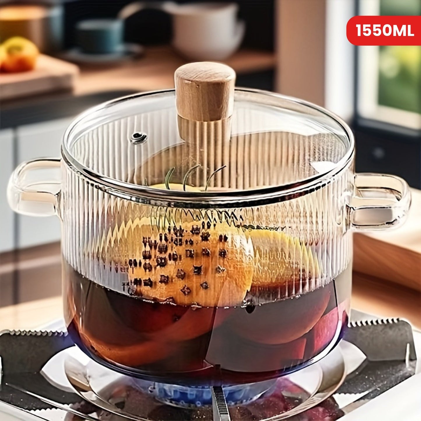 Glass saucepan with a lid, 1550ml capacity, made of clear high-temperature resistant glass. Suitable for stovetop cooking, dishwasher safe, and microwave compatible. Features a double handle and flat bottom, perfect for making soup, noodles, and stews.