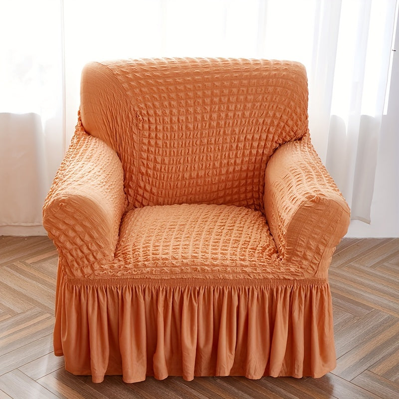 Seersucker slipcover mebelni chizishlardan, sirpanishlardan va barcha fasllardan himoya qilish uchun.