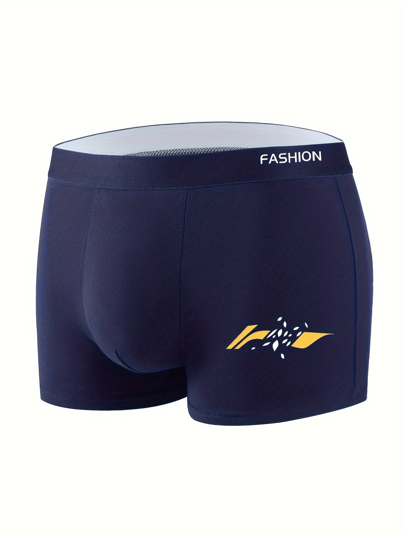 Men's comfortable and breathable underwear, including flat angle pants and student boxers in large sizes for teenagers.