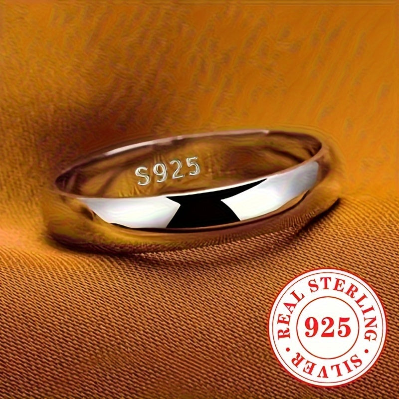 Elegant and Simple Sterling Silver Band Ring for Both Women and Men, Weighing 3.1g, Featuring a Wide Face Design Ideal for Daily Wear or Special Occasions.