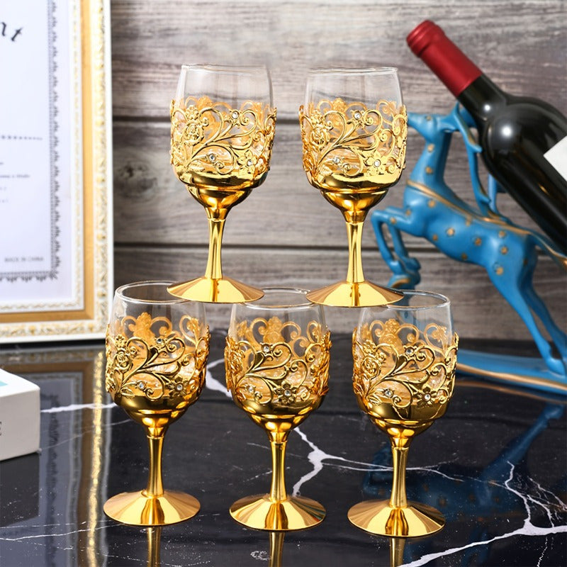 Elegant golden goblets with vintage European style, ideal for parties, weddings, and festivals. Hand wash only, reusable with floral pattern.