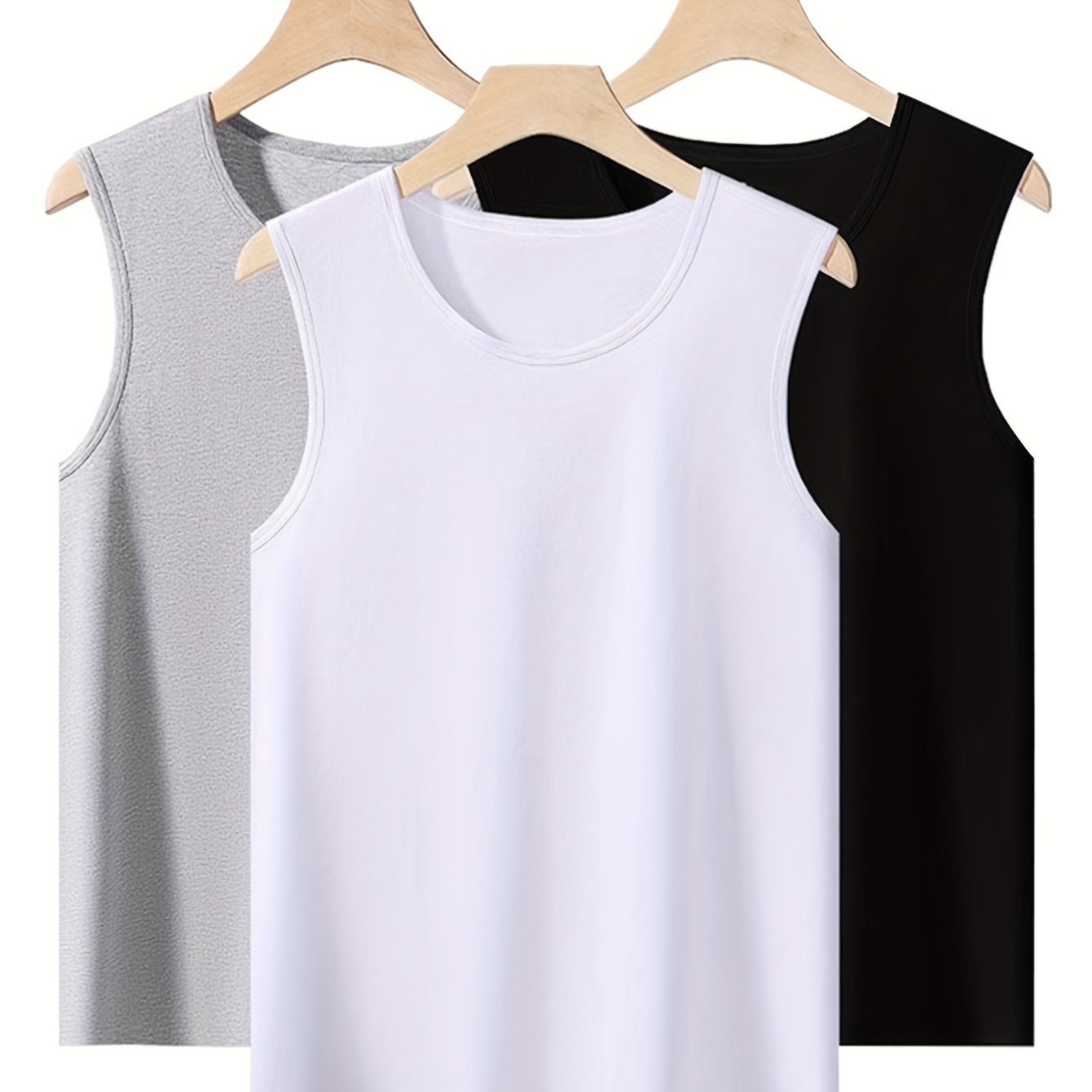 Men's sleeveless tank top for fitness activities, with quick dry and sweat-wicking technology.