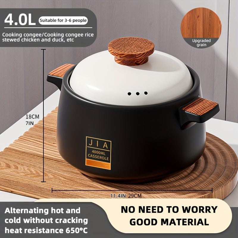 This Nordic-style black soup pot, with a capacity of 3.3L, is a versatile addition to any kitchen. Suitable for serving 1-6 people, it is perfect for preparing Japanese cuisine and is ideal for restaurant use. The pot is designed to withstand high