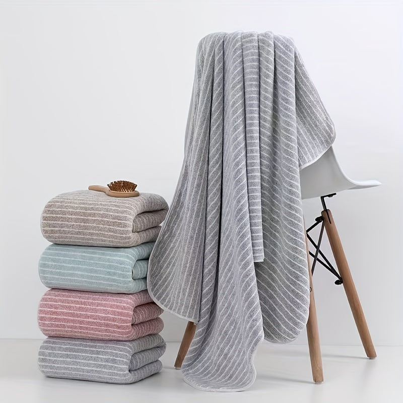 Set of 8 Striped Coral Velvet Towels including 2 Bath Towels, 2 Hand Towels, and 4 Washcloths. These soft, absorbent, and quick-drying towels are perfect for your household and also make great bathroom accessories or holiday gifts.