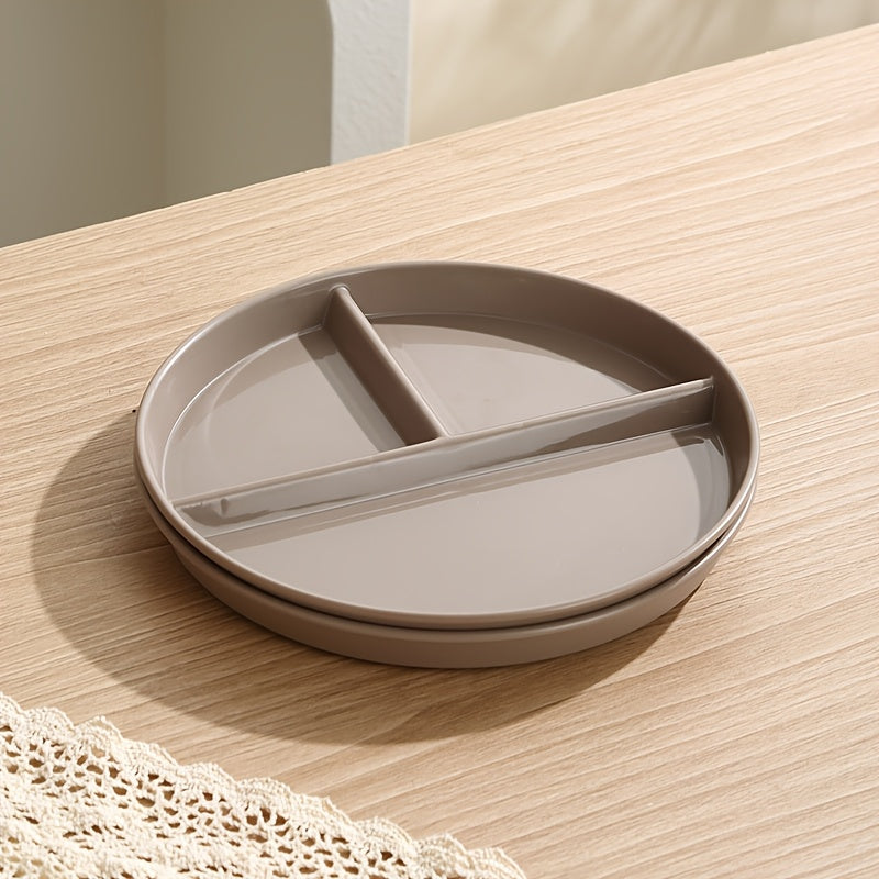 1/2/4pcs Round Plastic Partitioned Plates with 3 compartments, ideal for portion control, anti-drop, microwave and dishwasher safe, perfect for weight management and holiday meals.