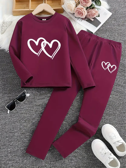 Girls' personalized love print spring and autumn set includes a round neck long sleeve t-shirt and trousers for small to medium children.