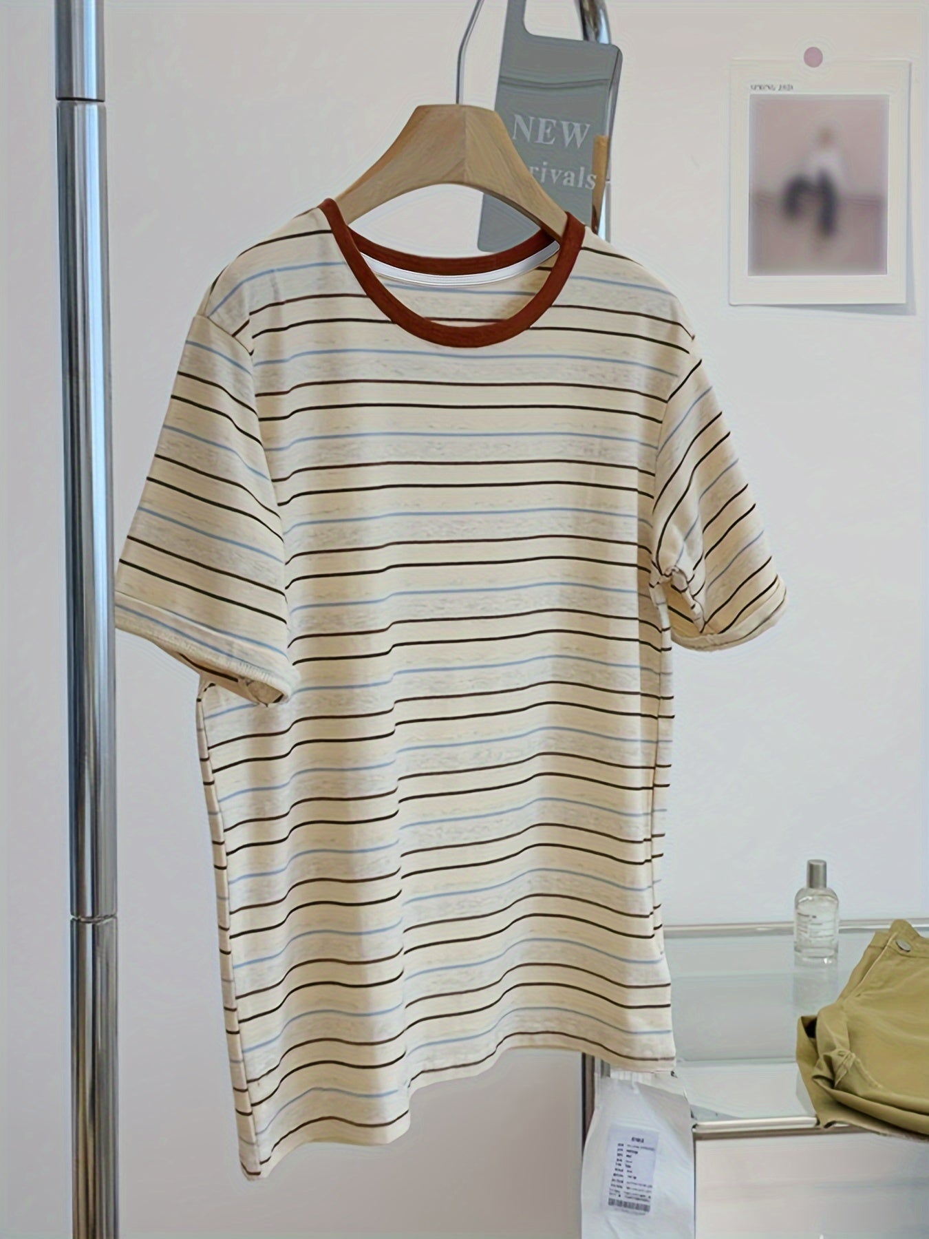 Striped Print Crew Neck T-Shirt for Women, perfect for summer casual wear.