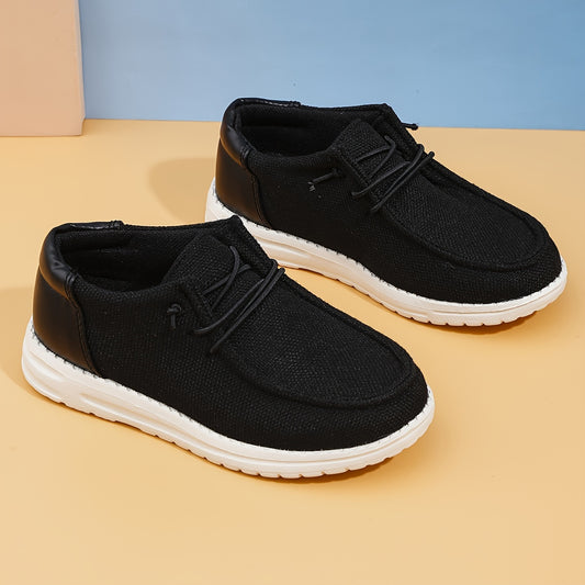 Boys' casual, comfortable canvas shoes in solid colors, ideal for all seasons.