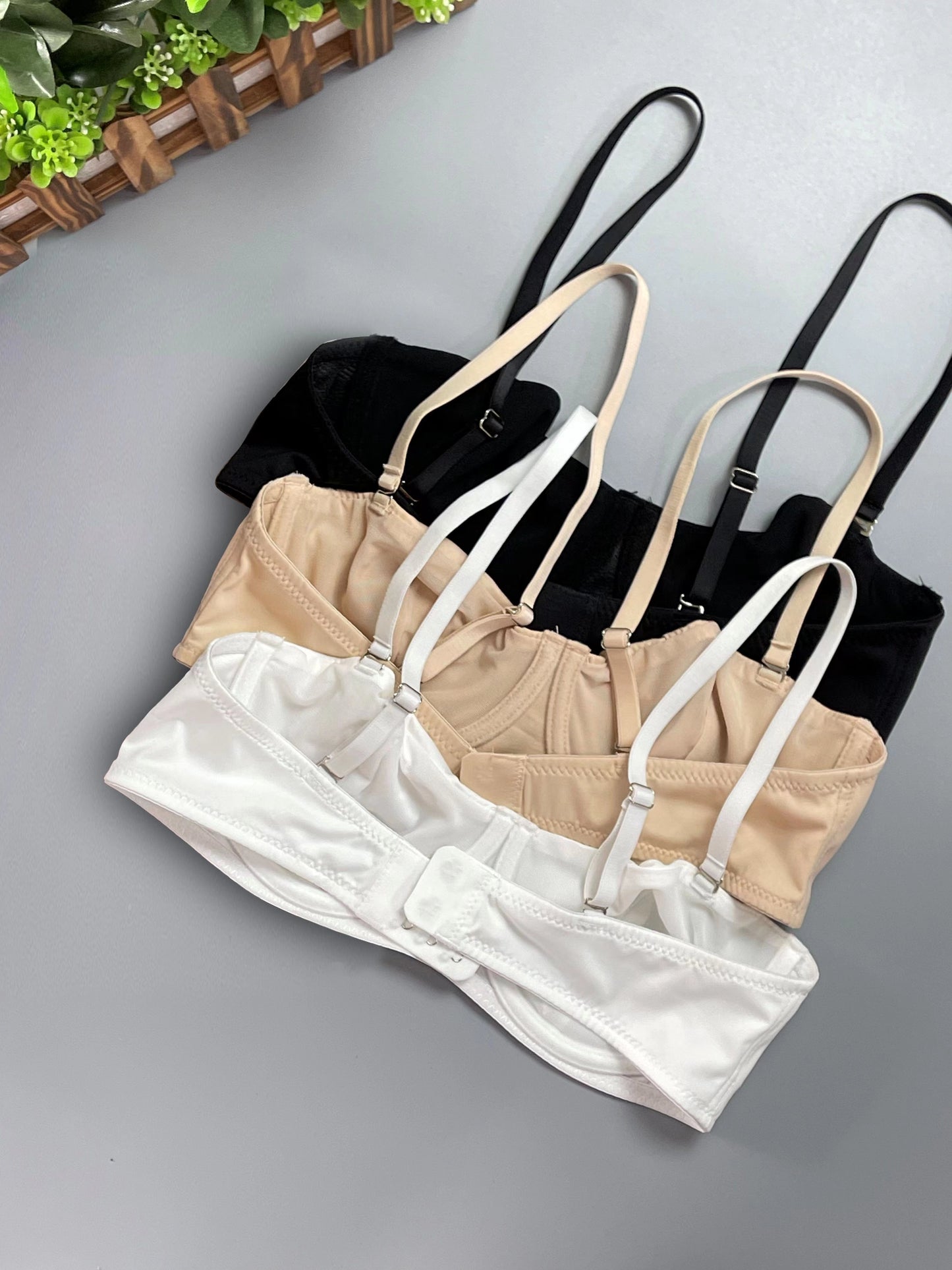 3 simple, unlined push-up bras for women, comfy and breathable lingerie.