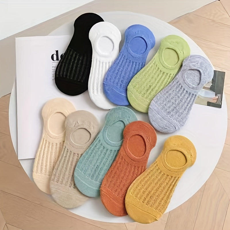 6 pairs of breathable and lightweight no-show ankle socks for women.