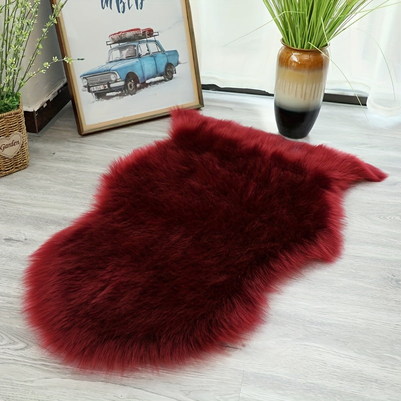 Made from soft polyester fiber, this washable and fluffy carpet resembles a rug, ideal for luxurious living rooms and bedrooms. It is perfect for both chair cushions and sofa pillows.