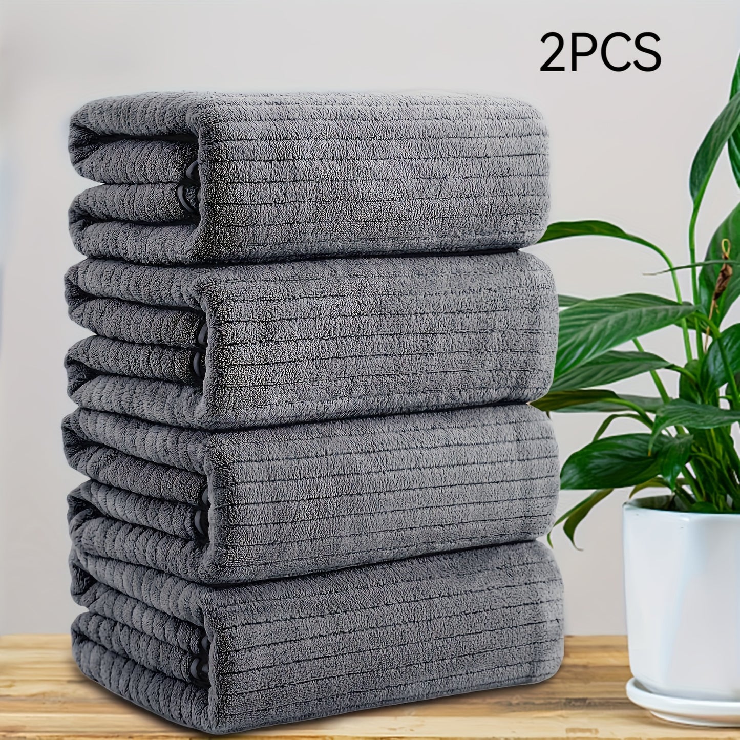 Set of 2 oversized microfiber bath towels - super absorbent, quick drying, perfect for family and friends