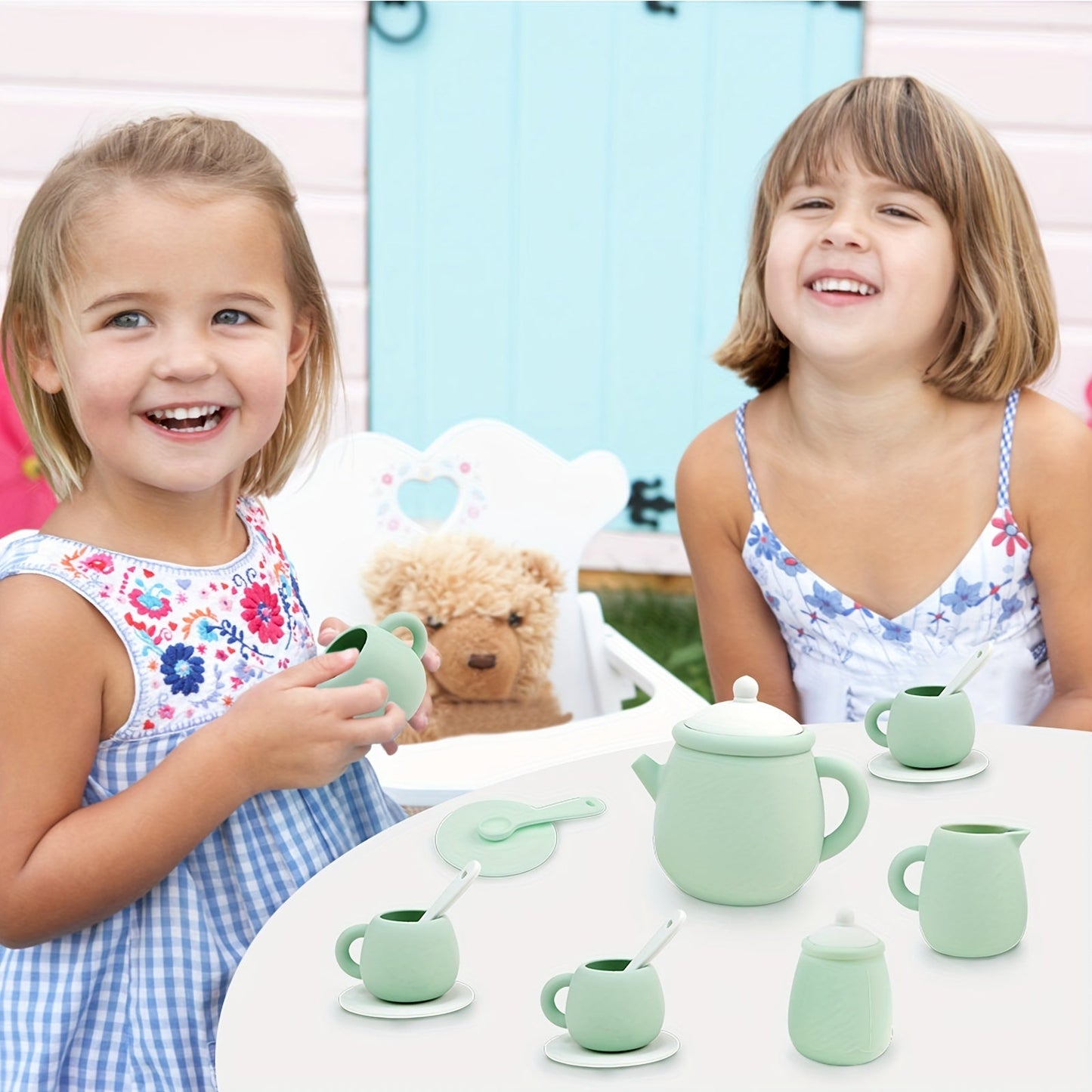 Set of silicone kitchen toys free of BPA, including a non-toxic tea cup. Perfect for pretend play for baby, children, and kids. Ideal for girls and boys, these soft silicone feeding cups also serve as early education toys. Includes miniature items and