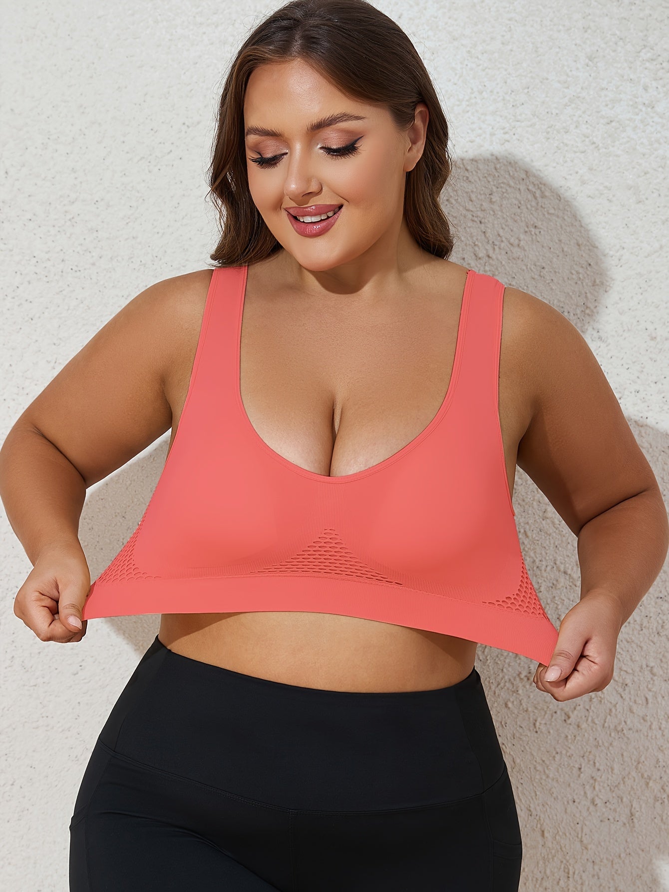 Simple Plus Size Bra with Solid Hollow Out Design and Wide Shockproof Straps