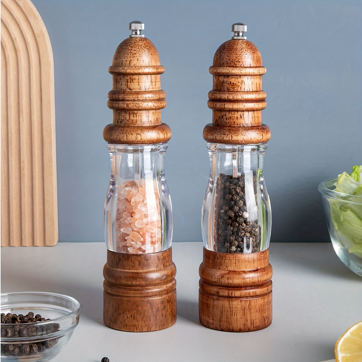 Ideal for home and restaurant use, this premium manual pepper grinder is made from solid wood and is perfect for grinding black pepper, Sichuan pepper, and sea salt. A must-have kitchen gadget for pepper enthusiasts.