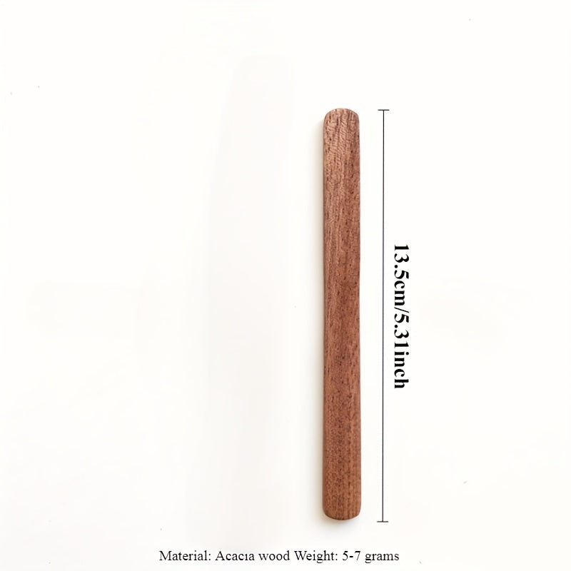 A simple, stylish stirring piece made of durable acacia wood, perfect for use with coffee, milk, tea, or even ice cream. This long-handled stirring stick is not only reusable but also eco-friendly. Whether you are enjoying a hot beverage or a sweet