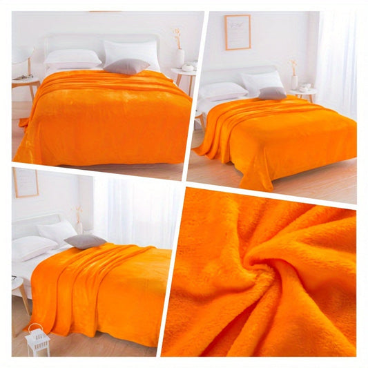 Large, cozy fleece blanket made from soft plush material. Perfect for beds or sofas, lightweight and machine washable. Features a contemporary design in a solid color, suitable for all seasons. Made from polyester, no prints, weighs 200-250g per square