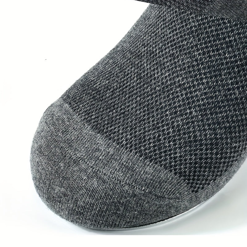 5 pairs of plus size men's breathable crew socks for summer, thin and sweat-absorbing.