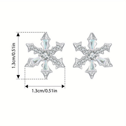 These elegant and luxurious 925 sterling silver snowflake stud earrings come in a pair, adorned with 3.5g of synthetic zirconia. They are hypoallergenic and perfect for women to wear daily or give as a gift. Ideal for the Christmas season.