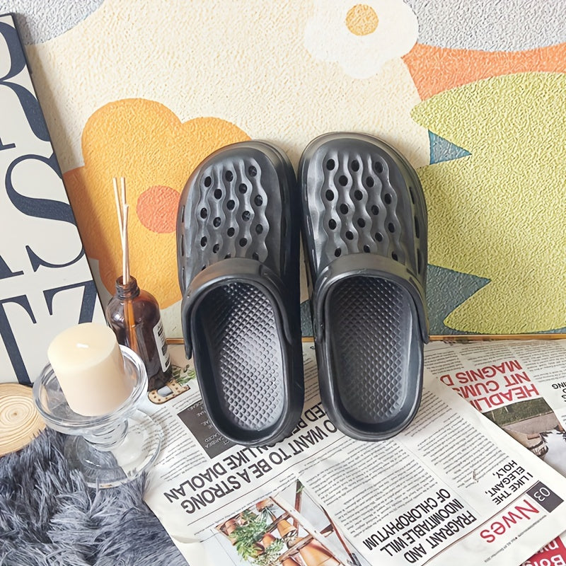 Summer Fashion Clogs: Breathable, Non-Slip EVA Sandals for Outdoor & Beach Wear.