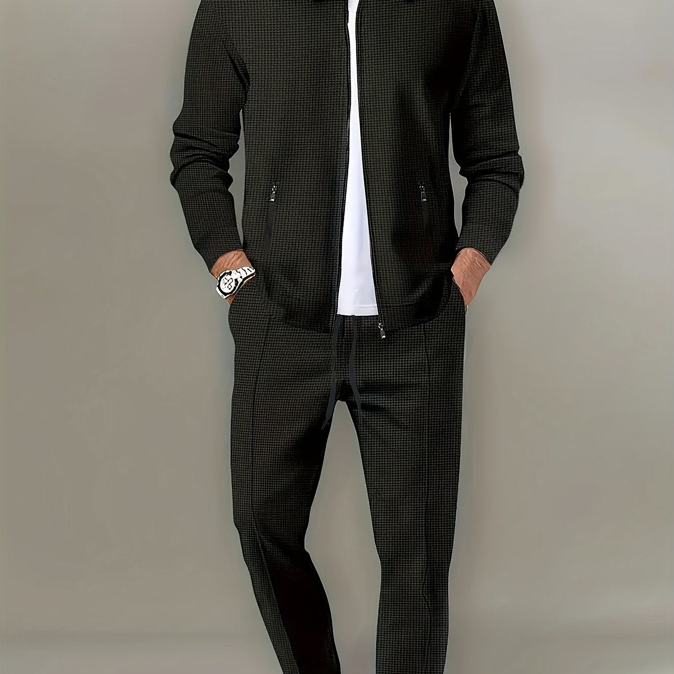 Men's 2-piece outdoor outfit: Solid long sleeve zip-up jacket with zipper pockets and pants.